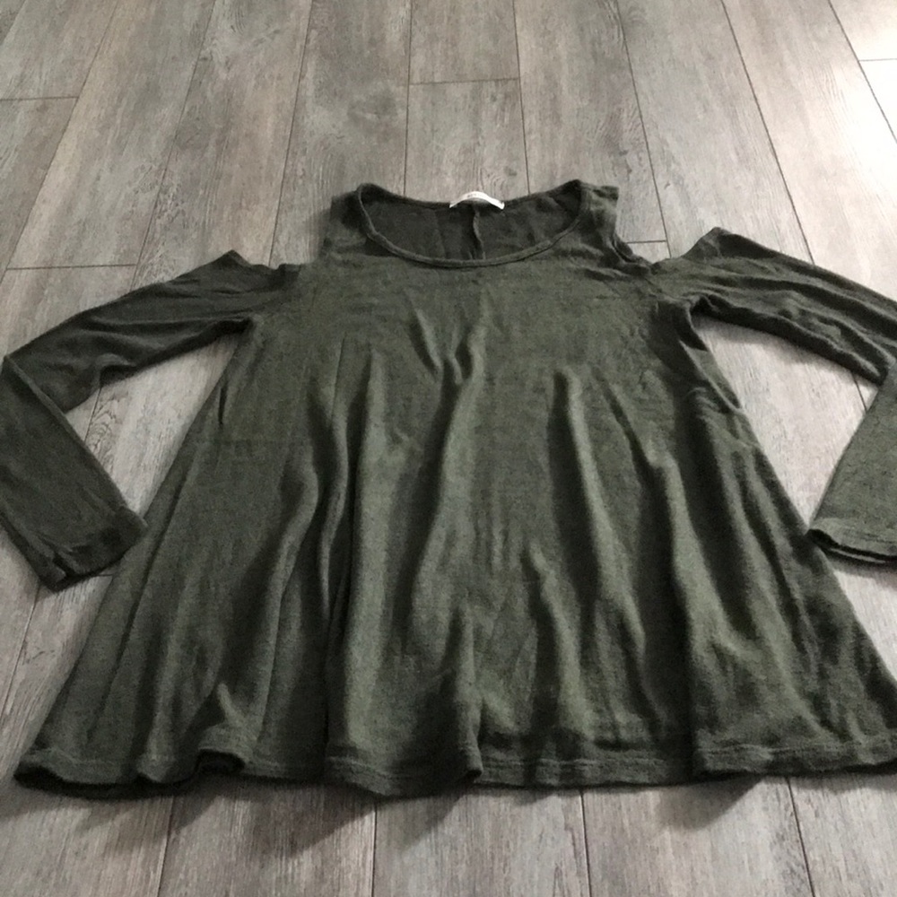 Sweater - Picture 3 of 3